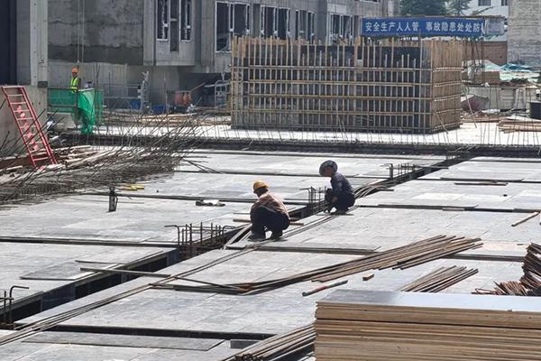 潞州区华东城中村改造金华名筑项目全速推进